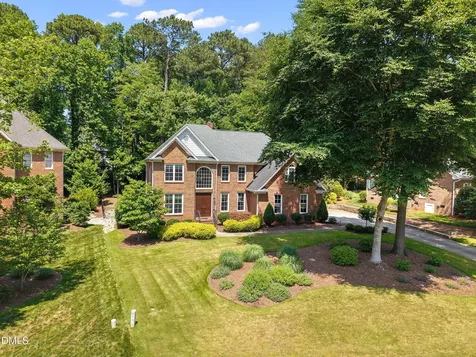 206 W Jules Verne Way Cary NC 27511