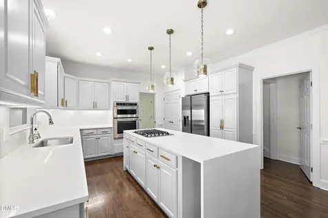 206 W Jules Verne Way Cary NC 27511