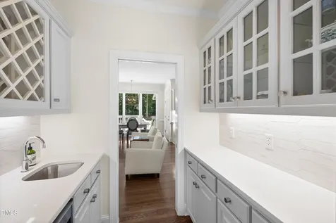 206 W Jules Verne Way Cary NC 27511