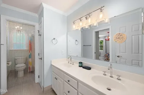 206 W Jules Verne Way Cary NC 27511