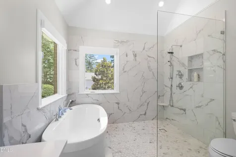 206 W Jules Verne Way Cary NC 27511