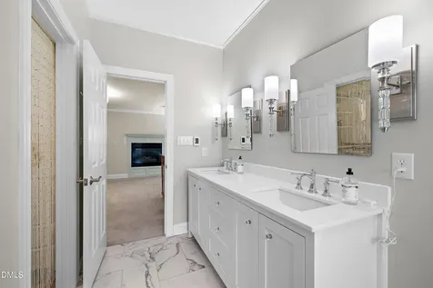 206 W Jules Verne Way Cary NC 27511