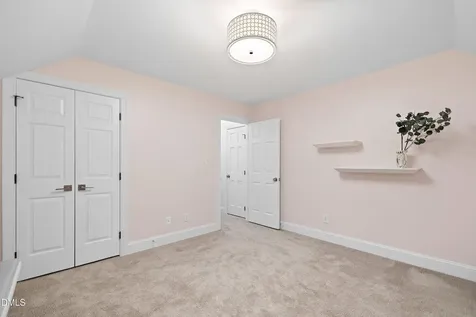 206 W Jules Verne Way Cary NC 27511