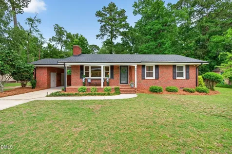 902 W Pearsall Street Dunn NC 28334