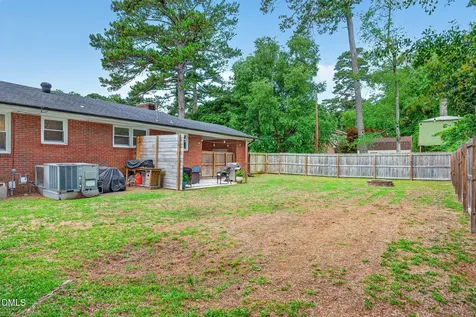 902 W Pearsall Street Dunn NC 28334