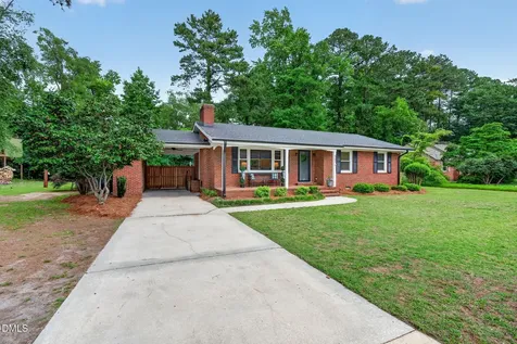 902 W Pearsall Street Dunn NC 28334