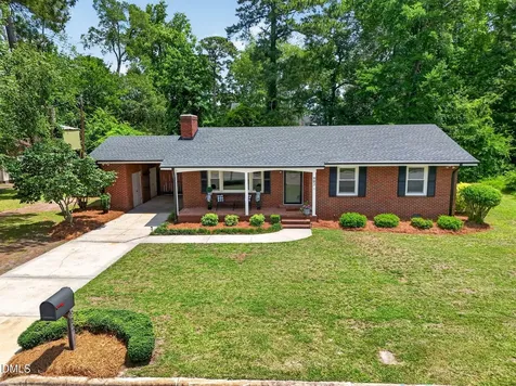 902 W Pearsall Street Dunn NC 28334