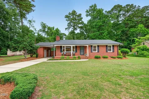 902 W Pearsall Street Dunn NC 28334