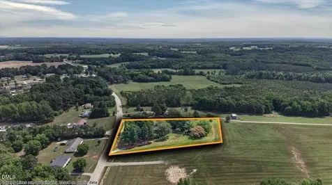 3916 U.s. 401 Highway N Louisburg NC 27549