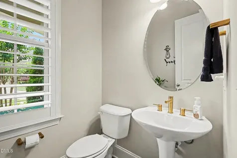 158 Glenpark Place Cary NC 27511