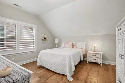 158 Glenpark Place Cary NC 27511