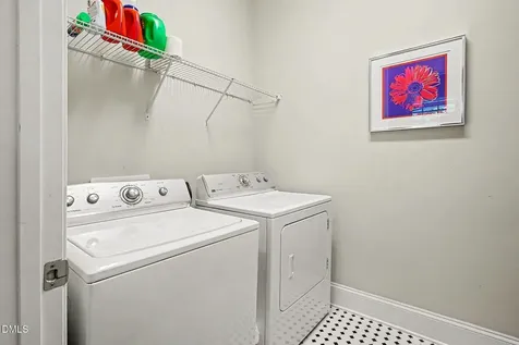 158 Glenpark Place Cary NC 27511