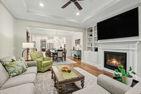 158 Glenpark Place Cary NC 27511