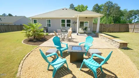 121 Rawls Meadow Fuquay Varina NC 27526