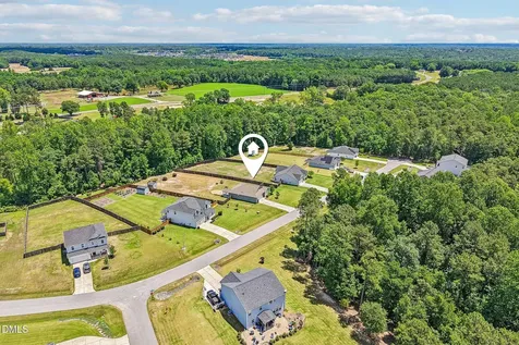 121 Rawls Meadow Fuquay Varina NC 27526