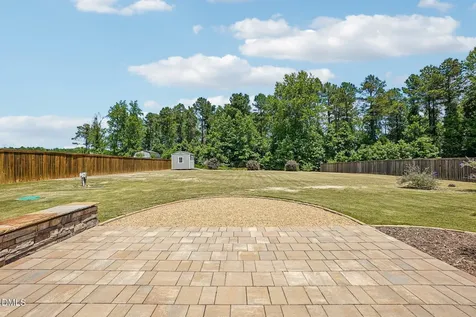 121 Rawls Meadow Fuquay Varina NC 27526