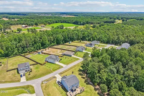 121 Rawls Meadow Fuquay Varina NC 27526