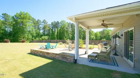 121 Rawls Meadow Fuquay Varina NC 27526