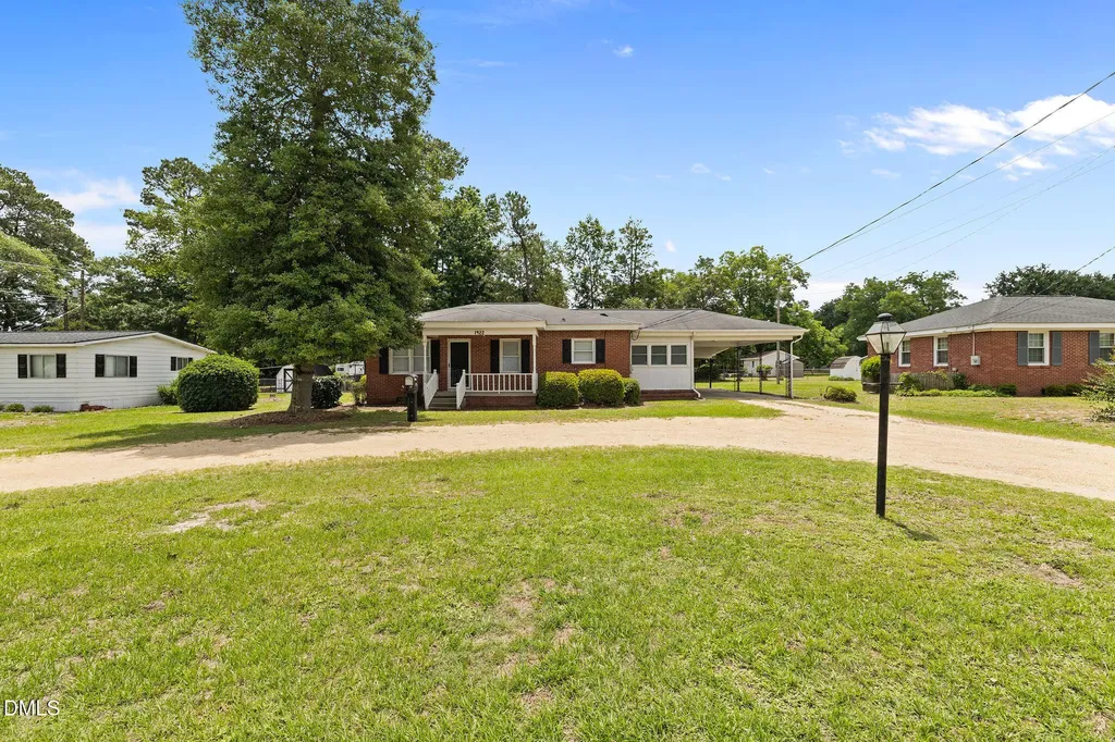 1922 N Berkeley Boulevard Goldsboro NC 27534