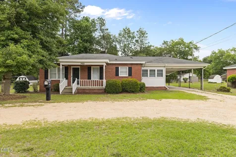 1922 N Berkeley Boulevard Goldsboro NC 27534