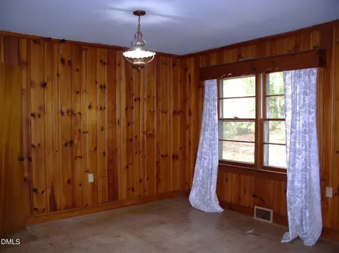1820 S Garnett Street Extension Henderson NC 27536