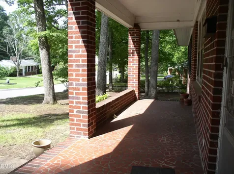 1820 S Garnett Street Extension Henderson NC 27536