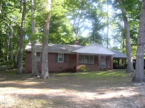 1820 S Garnett Street Extension Henderson NC 27536