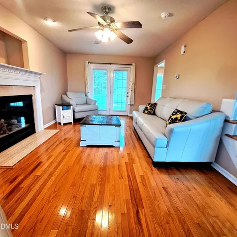 4320 Grassy Field Drive Raleigh NC 27610
