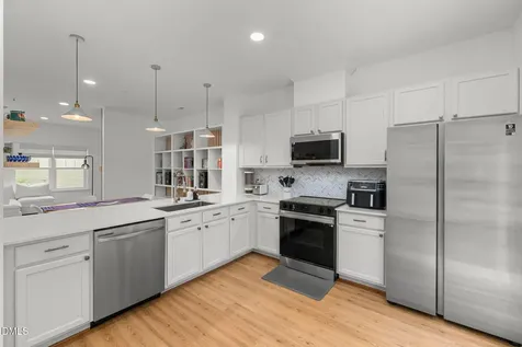 302 Linden Park Lane Cary NC 27519