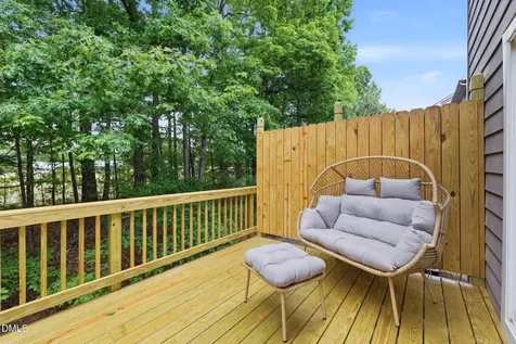 302 Linden Park Lane Cary NC 27519