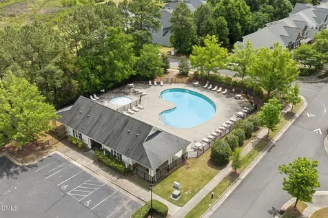 302 Linden Park Lane Cary NC 27519