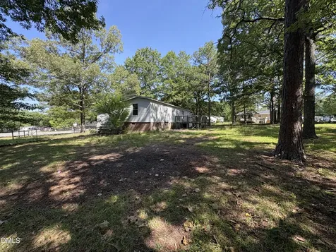 69 Ashley Court Spring Lake NC 28390