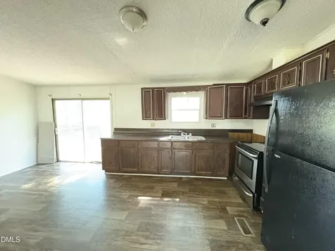 69 Ashley Court Spring Lake NC 28390