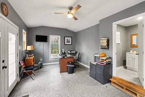 423 E Edinborough Avenue Raeford NC 28376