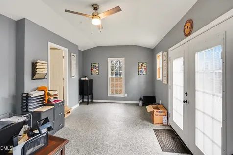 423 E Edinborough Avenue Raeford NC 28376