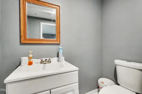 423 E Edinborough Avenue Raeford NC 28376