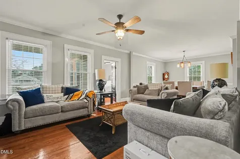 423 E Edinborough Avenue Raeford NC 28376