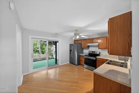 2654 Dwight Place Raleigh NC 27610