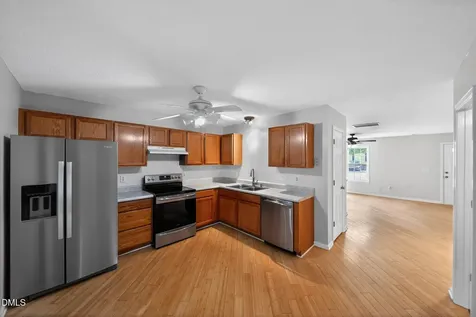 2654 Dwight Place Raleigh NC 27610