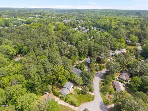 2204 Hillock Drive Raleigh NC 27612