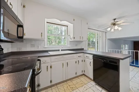 2204 Hillock Drive Raleigh NC 27612