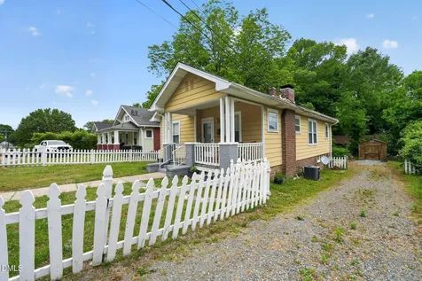 512 Atwater Street Burlington NC 27215