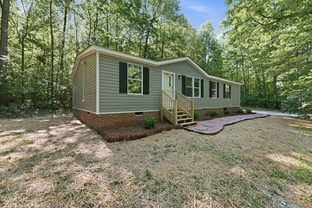 6041 Burlington Road Gibsonville NC 27249