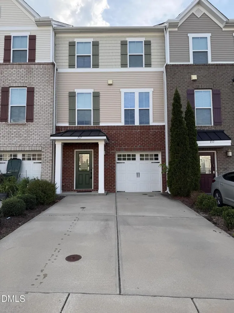 717 Suffield Way Cary NC 27519