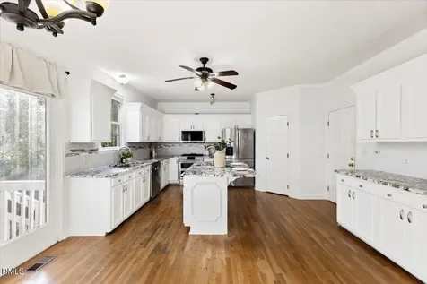 2044 Muirfield Village Way Raleigh NC 27604