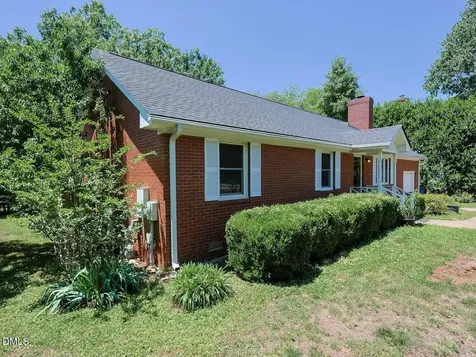 6113 Iris Drive Raleigh NC 27612