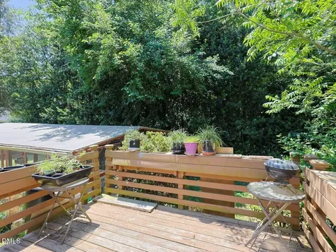 6113 Iris Drive Raleigh NC 27612