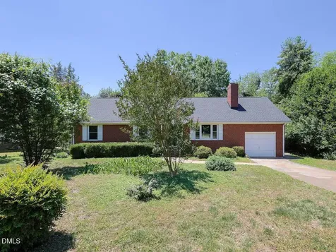 6113 Iris Drive Raleigh NC 27612