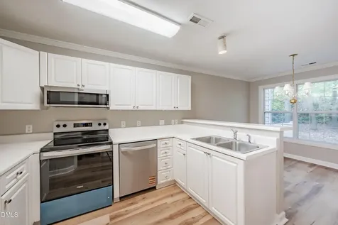 184 Grande Meadow Way Cary NC 27513