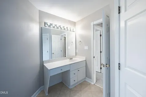184 Grande Meadow Way Cary NC 27513